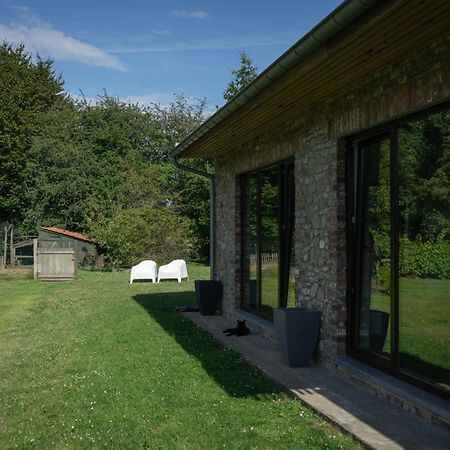 Au Petit Canteleu - Bed & Breakfast Beloeil Dış mekan fotoğraf