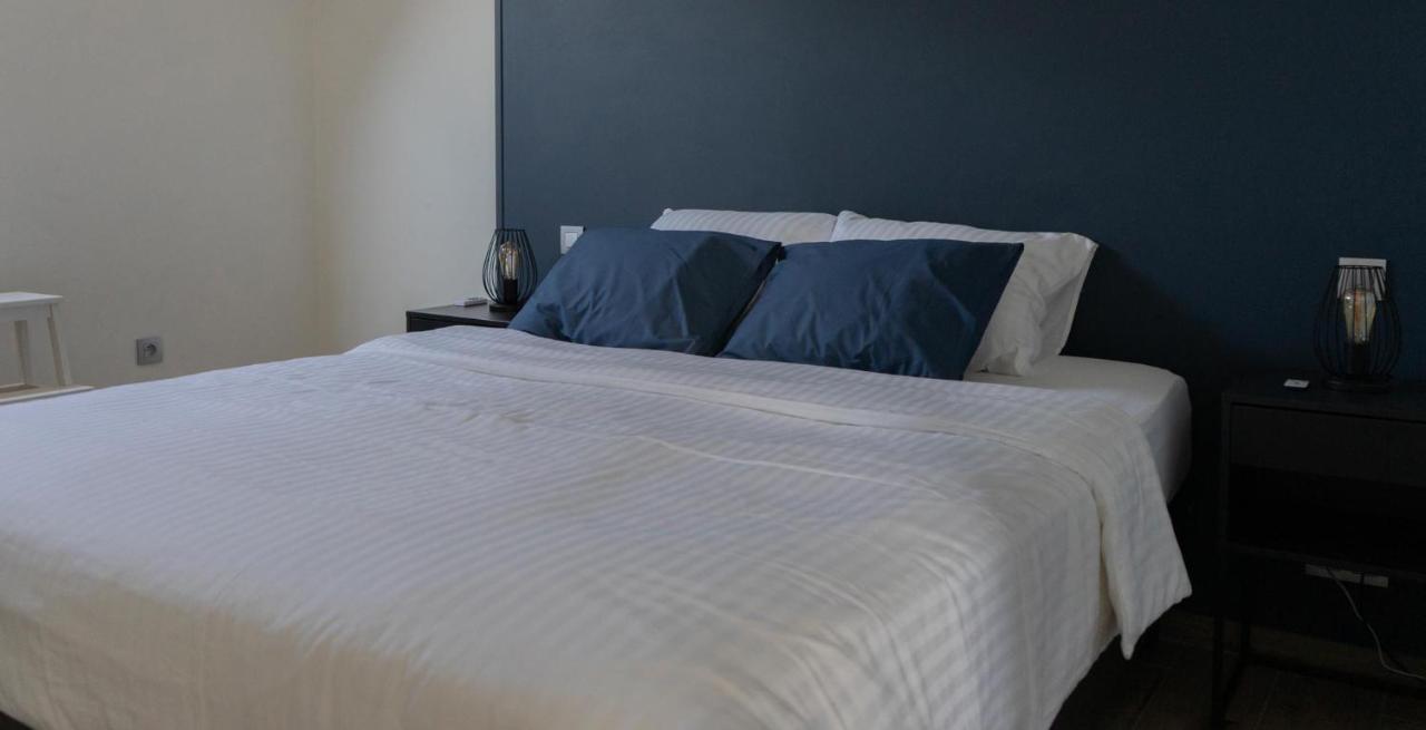 Au Petit Canteleu - Bed & Breakfast Beloeil Dış mekan fotoğraf