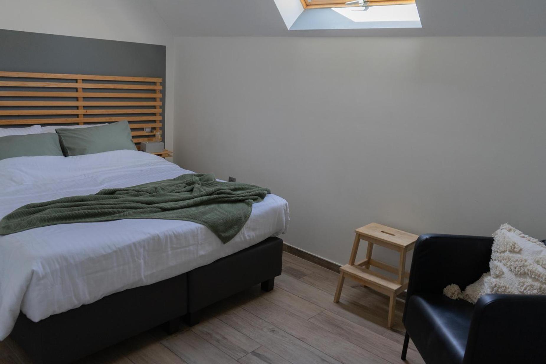 Au Petit Canteleu - Bed & Breakfast Beloeil Dış mekan fotoğraf